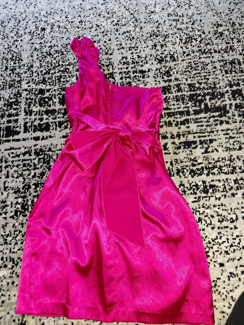 Speechless Fuchsia Homecoming One Shoulder Mini Dress Rosette Detail Size 1 NWOT - Picture 9 of 14